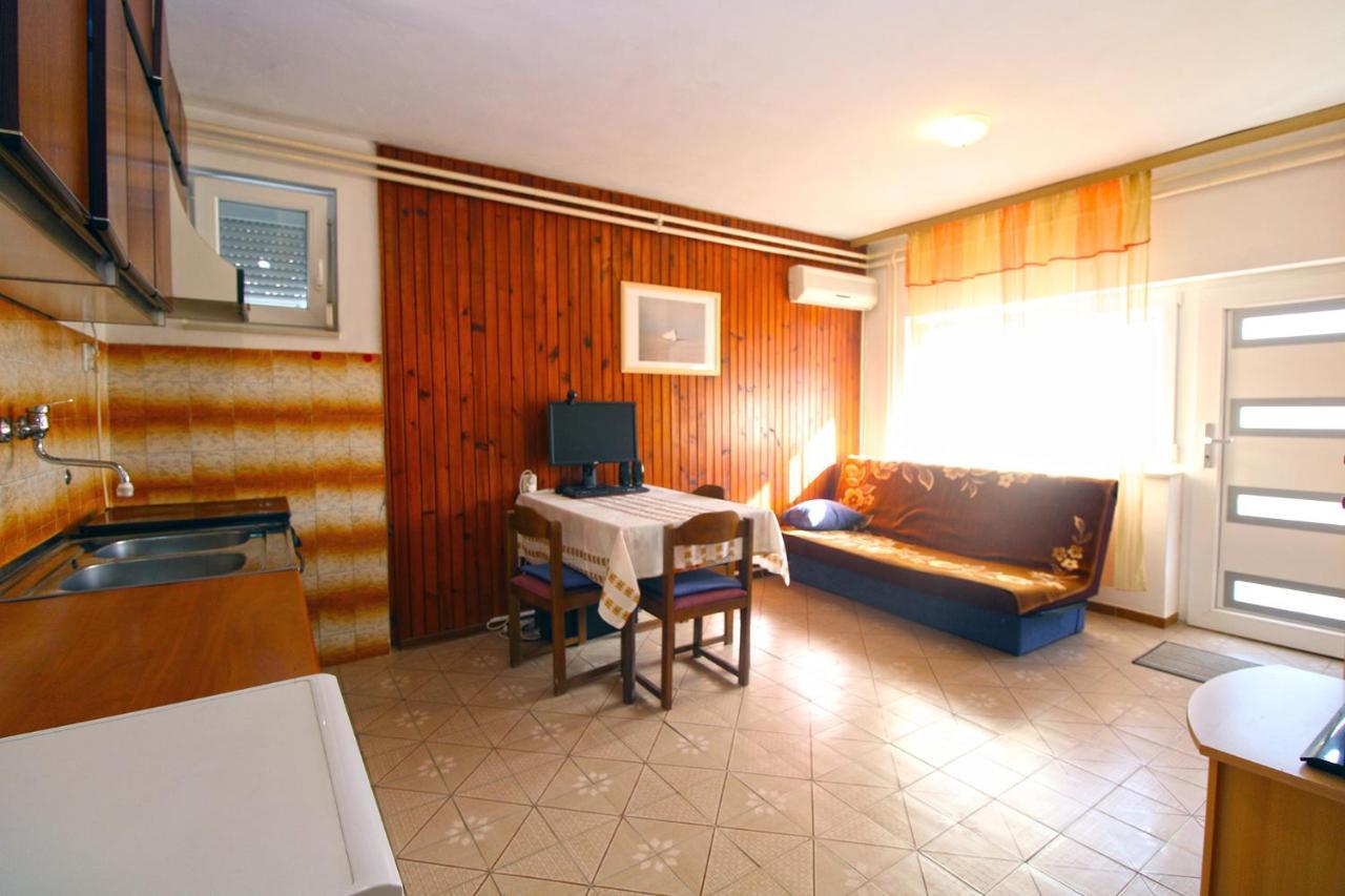 Apartments Valerija 847 Πούλα Εξωτερικό φωτογραφία