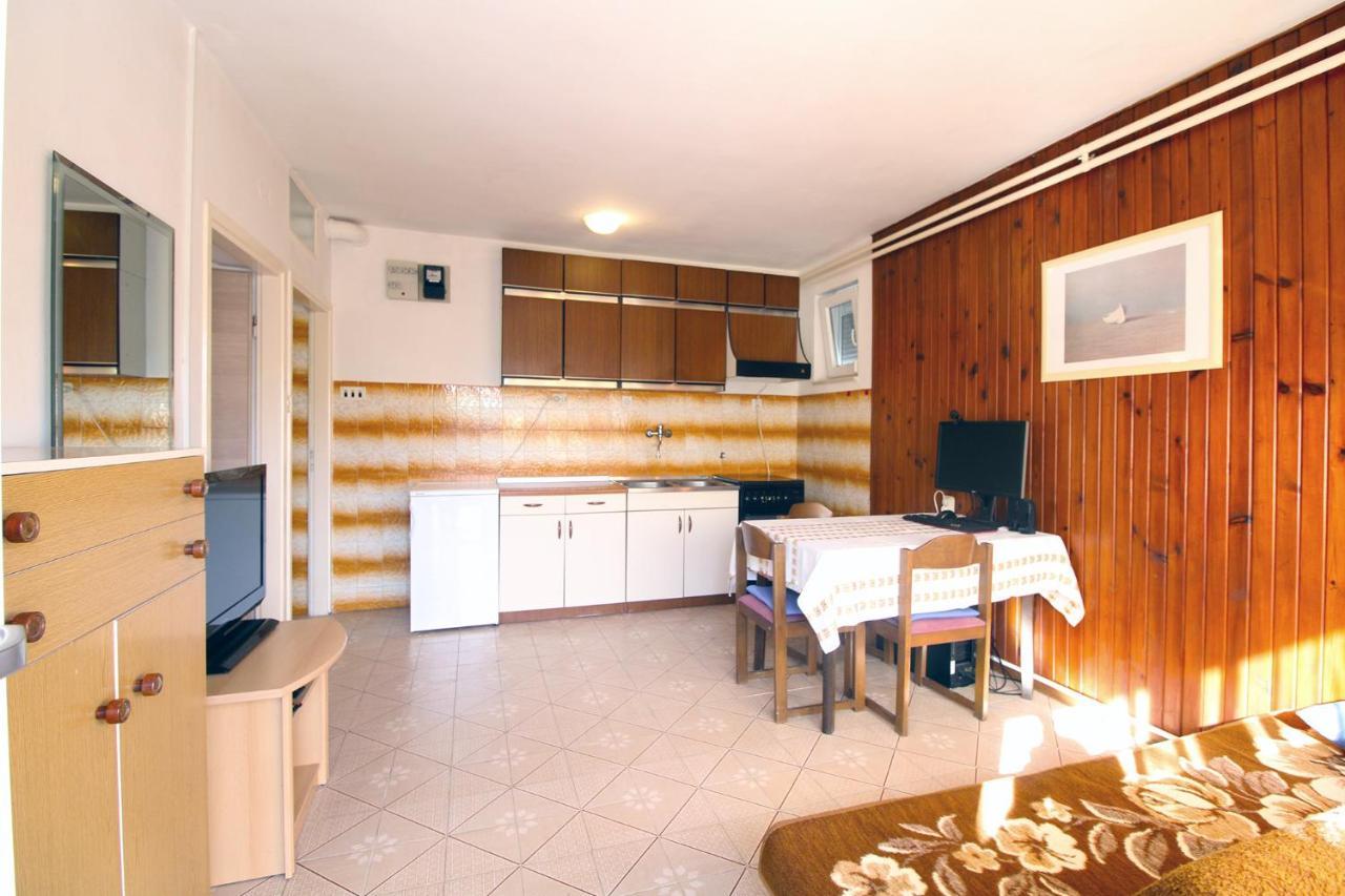 Apartments Valerija 847 Πούλα Εξωτερικό φωτογραφία