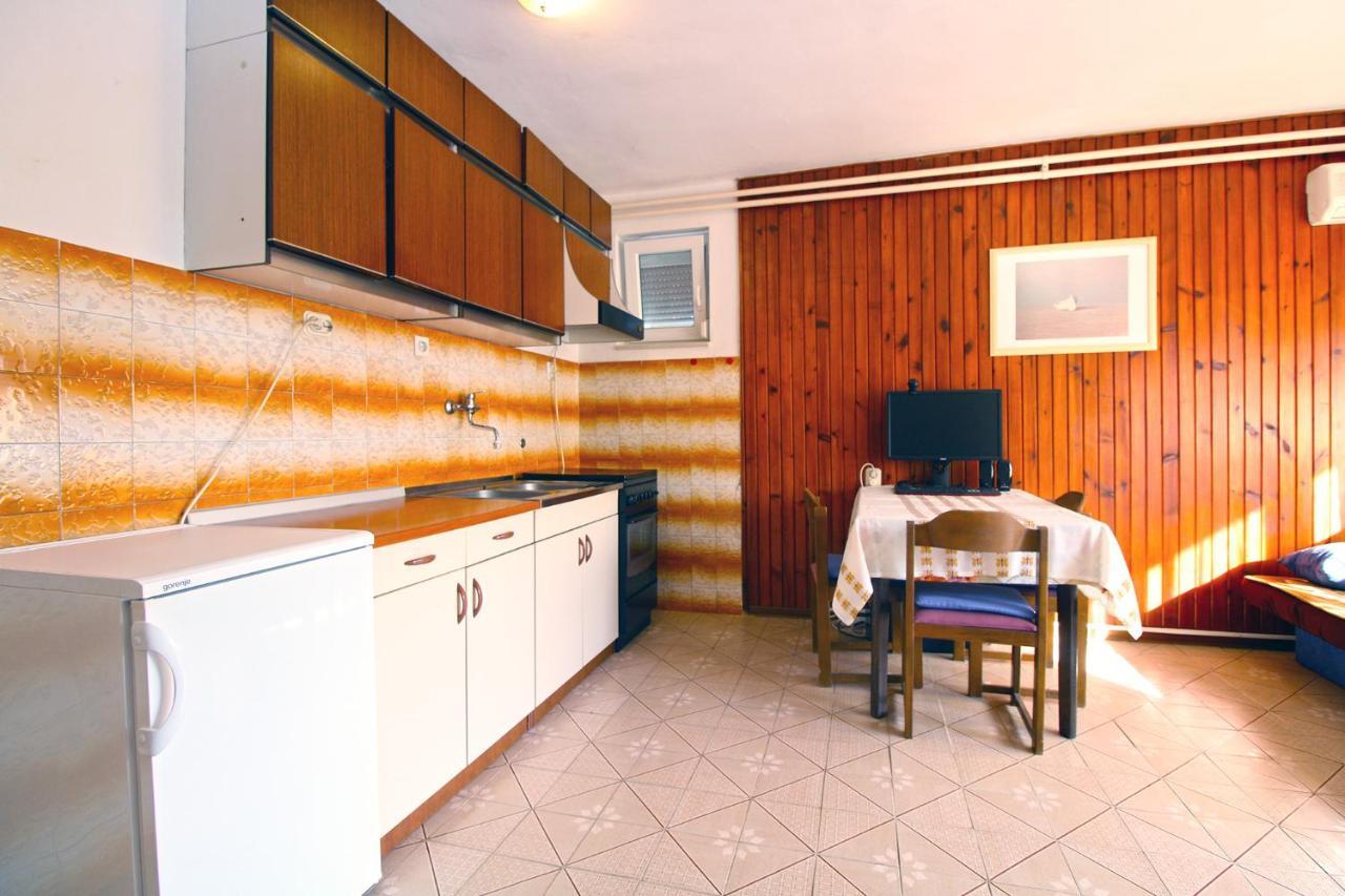 Apartments Valerija 847 Πούλα Εξωτερικό φωτογραφία